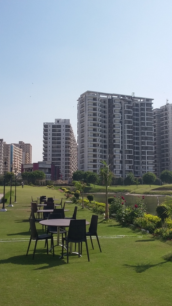 Golf course facing luxury apartments in world famous township with in