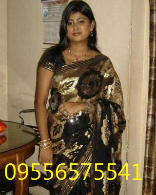 Hot and beautiful sex mallu housewife waiting for right you in Bangalore picture photo
