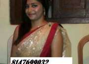i am single mallu housewife stying alone in my house today