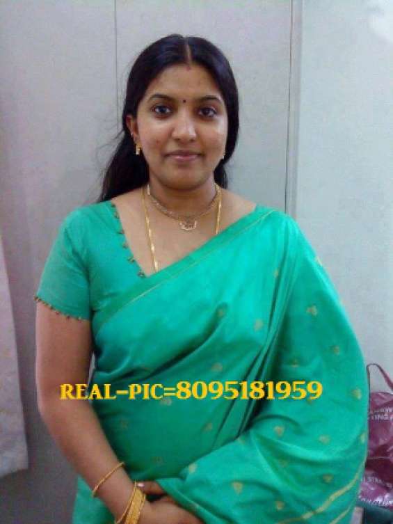 Sexy independed aunty looking for seceret fun in Bangalore pic photo