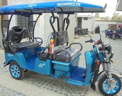 Pictures of Electric  auto cargo e rickshaw 12