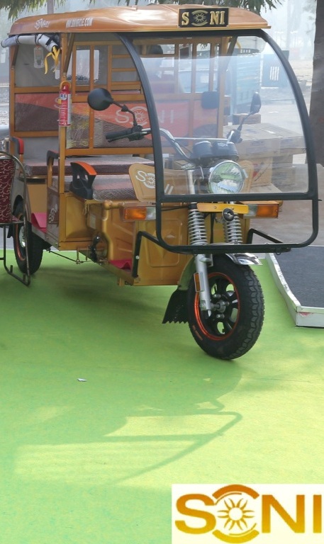 Pictures of Electric  auto cargo e rickshaw 7