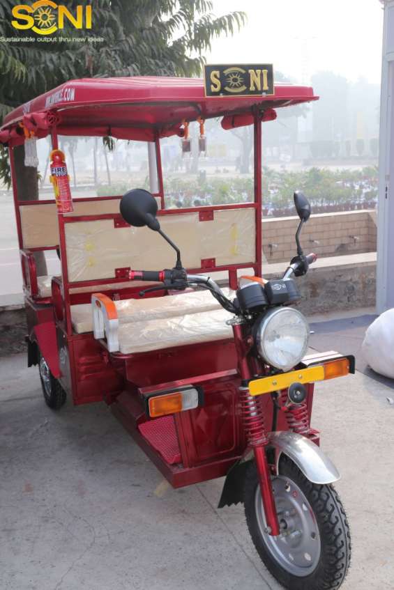 Pictures of Electric  auto cargo e rickshaw 8