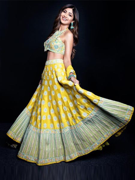 latest diwali outfits 2020