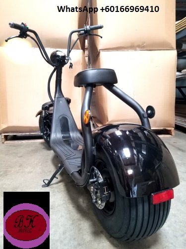 New citycoco electric scooter 2000w in Avinissery - Motorcicles | 2150085